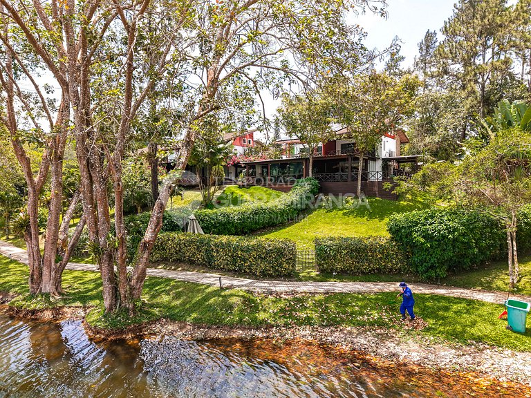 Loft con Jacuzzi y vista al lago en el mejor condominio (Lof