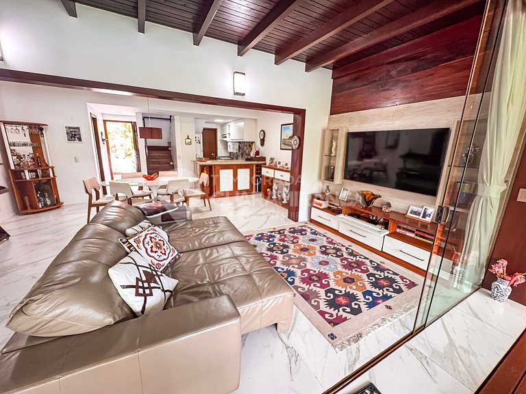 Loft with Jacuzzi and lake view in the best condo (Loft 24)