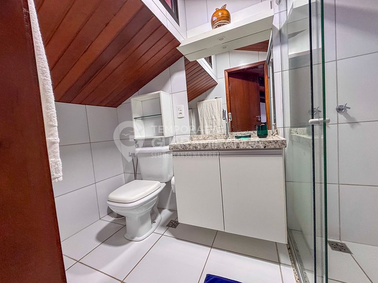 Loft with Jacuzzi and lake view in the best condo (Loft 24)