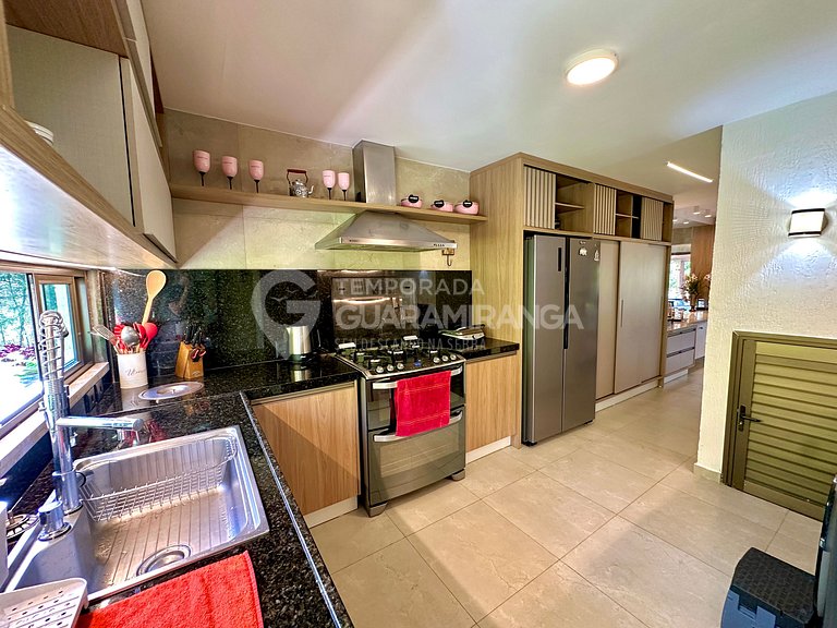 Loft com 5 suites apenas 1km do centro