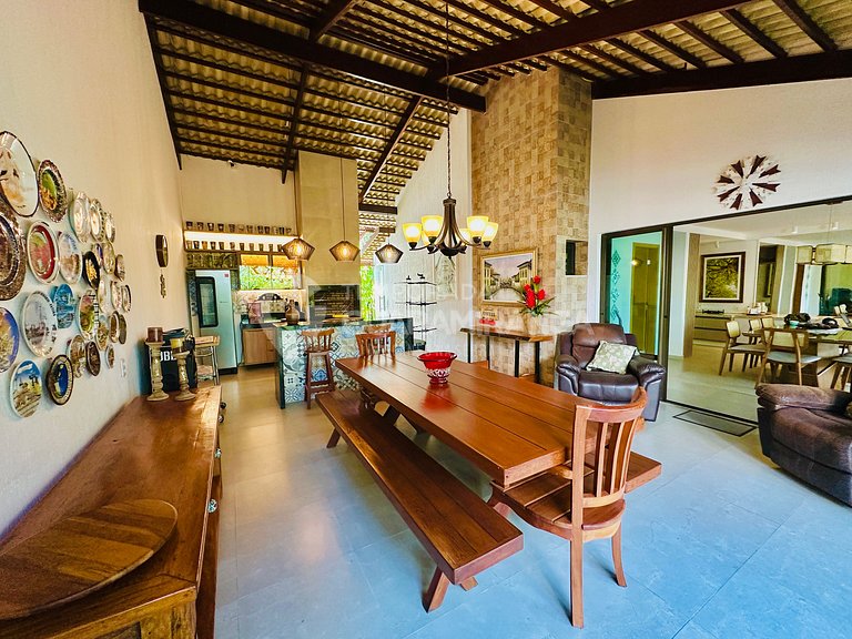 Loft com 5 suites apenas 1km do centro