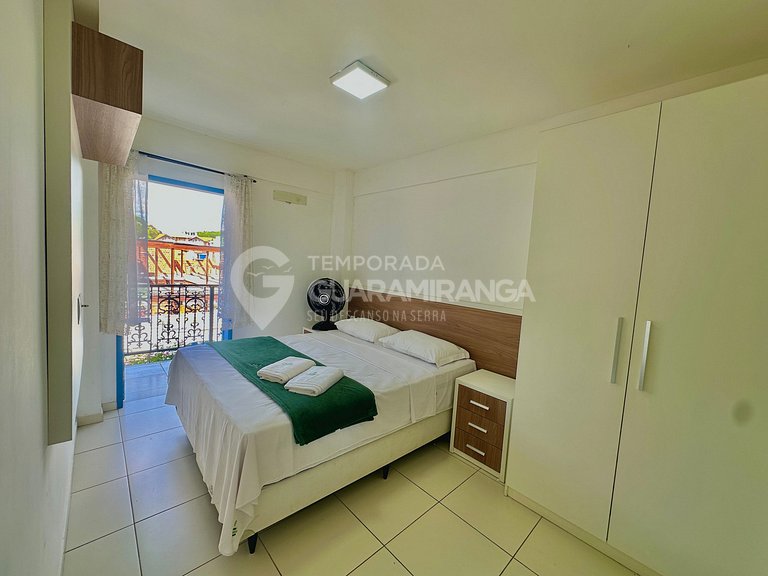 Apartamento frente a la calle – 2.º piso