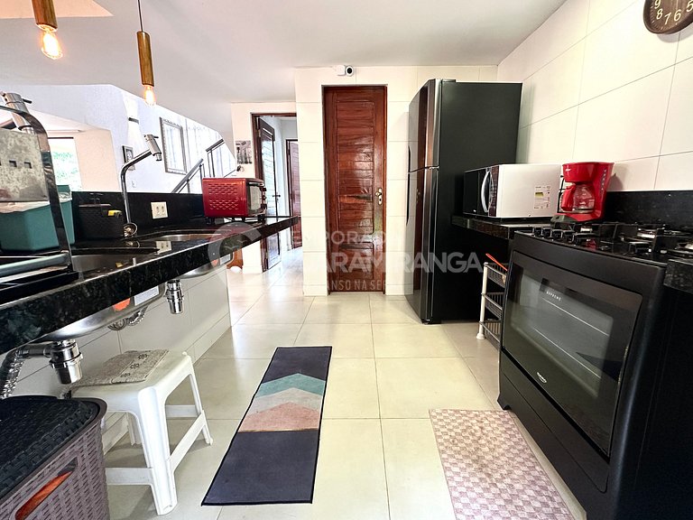 Triplex com 4 Suítes Climatizadas Churrasqueira e Varanda em