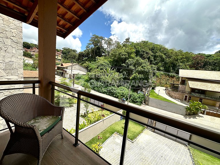 Triplex com 4 Suítes Climatizadas Churrasqueira e Varanda em