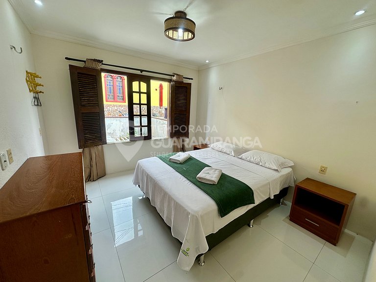 Duplex com 5 suites no centro de Guaramiranga