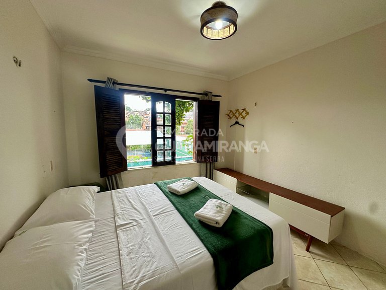 Duplex com 5 suites no centro de Guaramiranga