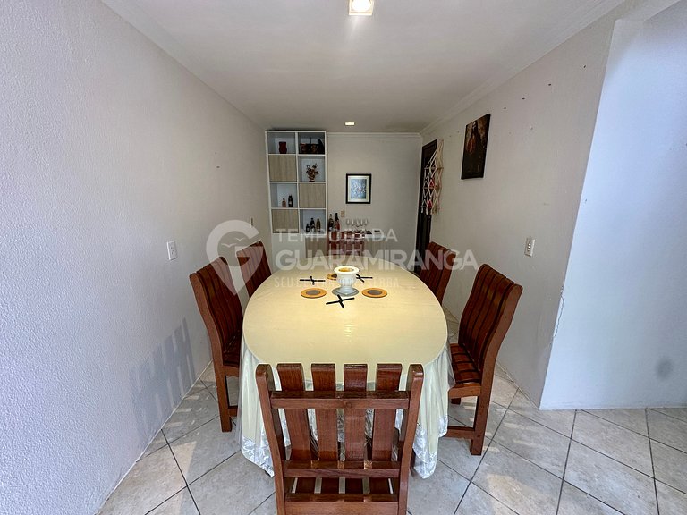 Duplex com 5 suites no centro de Guaramiranga