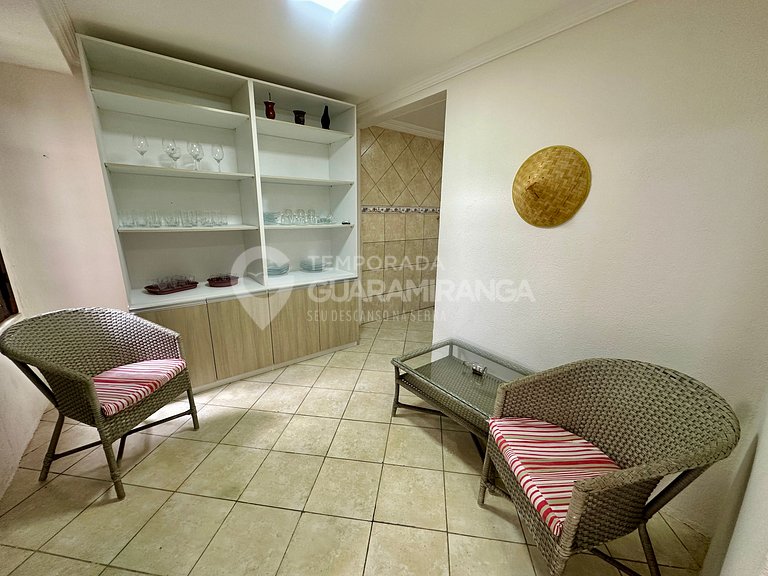 Duplex com 5 suites no centro de Guaramiranga
