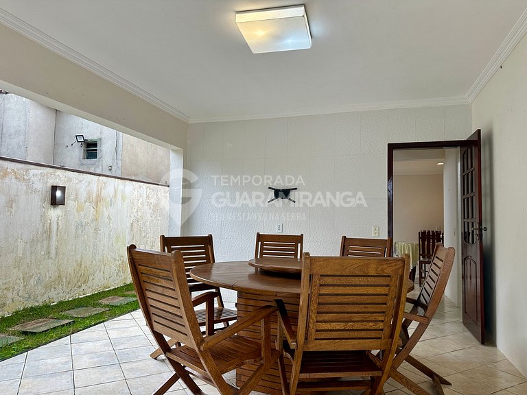 Duplex com 5 suites no centro de Guaramiranga