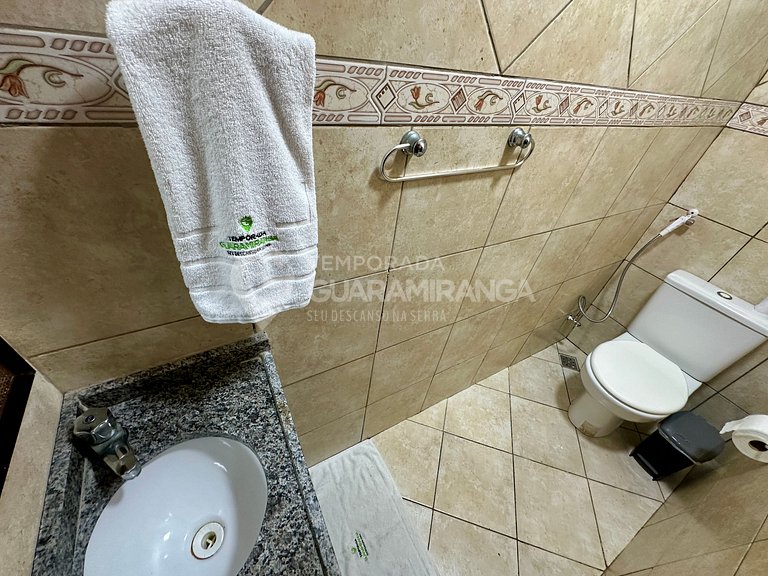 Duplex com 5 suites no centro de Guaramiranga