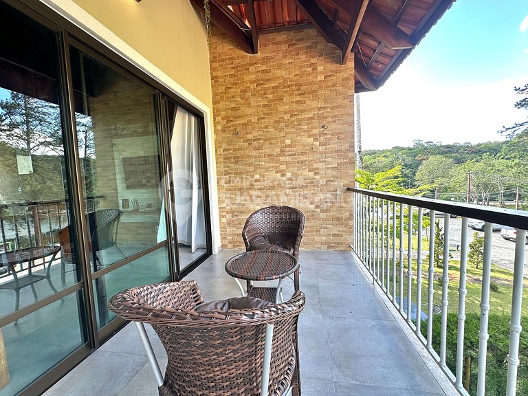 Aconchego na Serra com Vista para o Lago