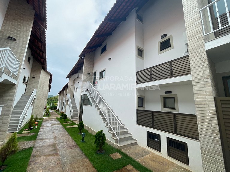Apartamento com 3 suítes na cidade de Guaramiranga (Apto 10