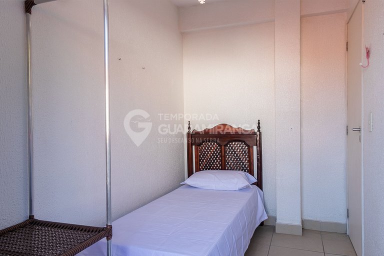 Flat com 2 quartos no centro de Guaramiranga - (105 Itaúna I