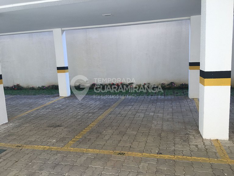 Flat com 2 quartos no centro de Guaramiranga - (201 Itaúna I